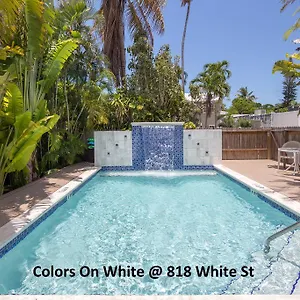 Colors On White Apartment
